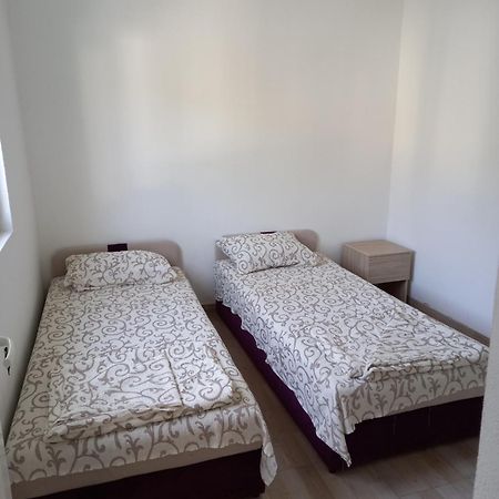 Md Apartmani Čanj Quarto foto