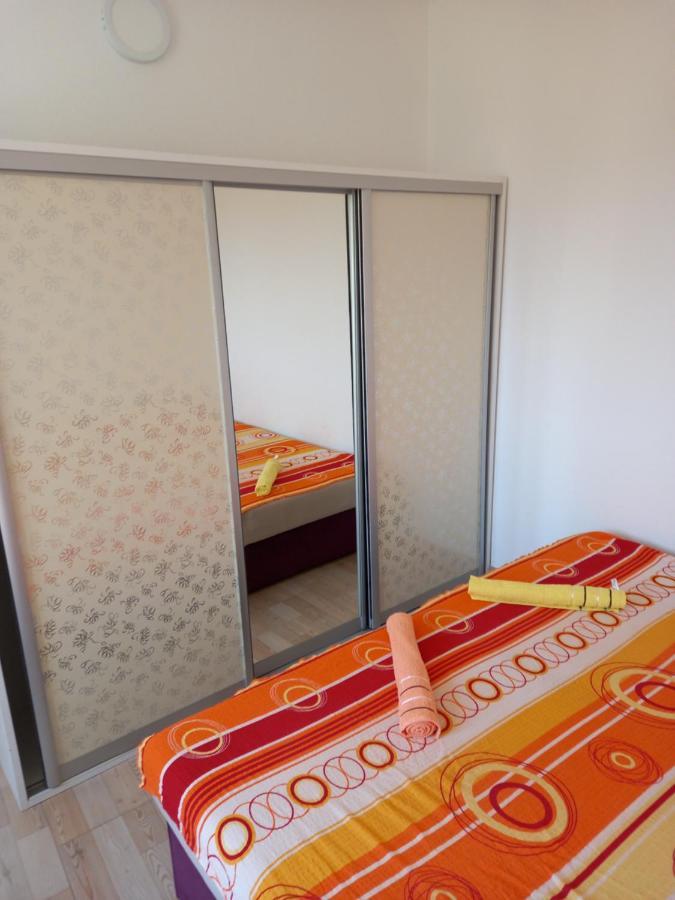 Md Apartmani Čanj Exterior foto