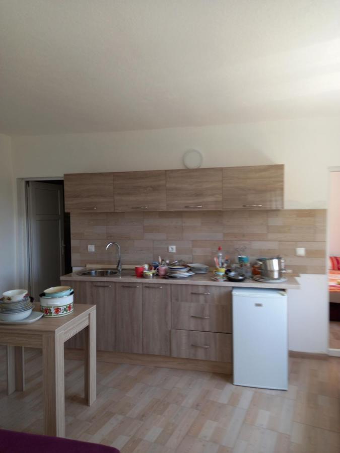 Md Apartmani Čanj Exterior foto