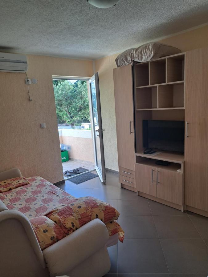 Md Apartmani Čanj Exterior foto