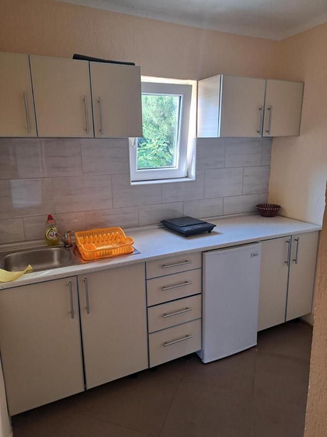 Md Apartmani Čanj Exterior foto