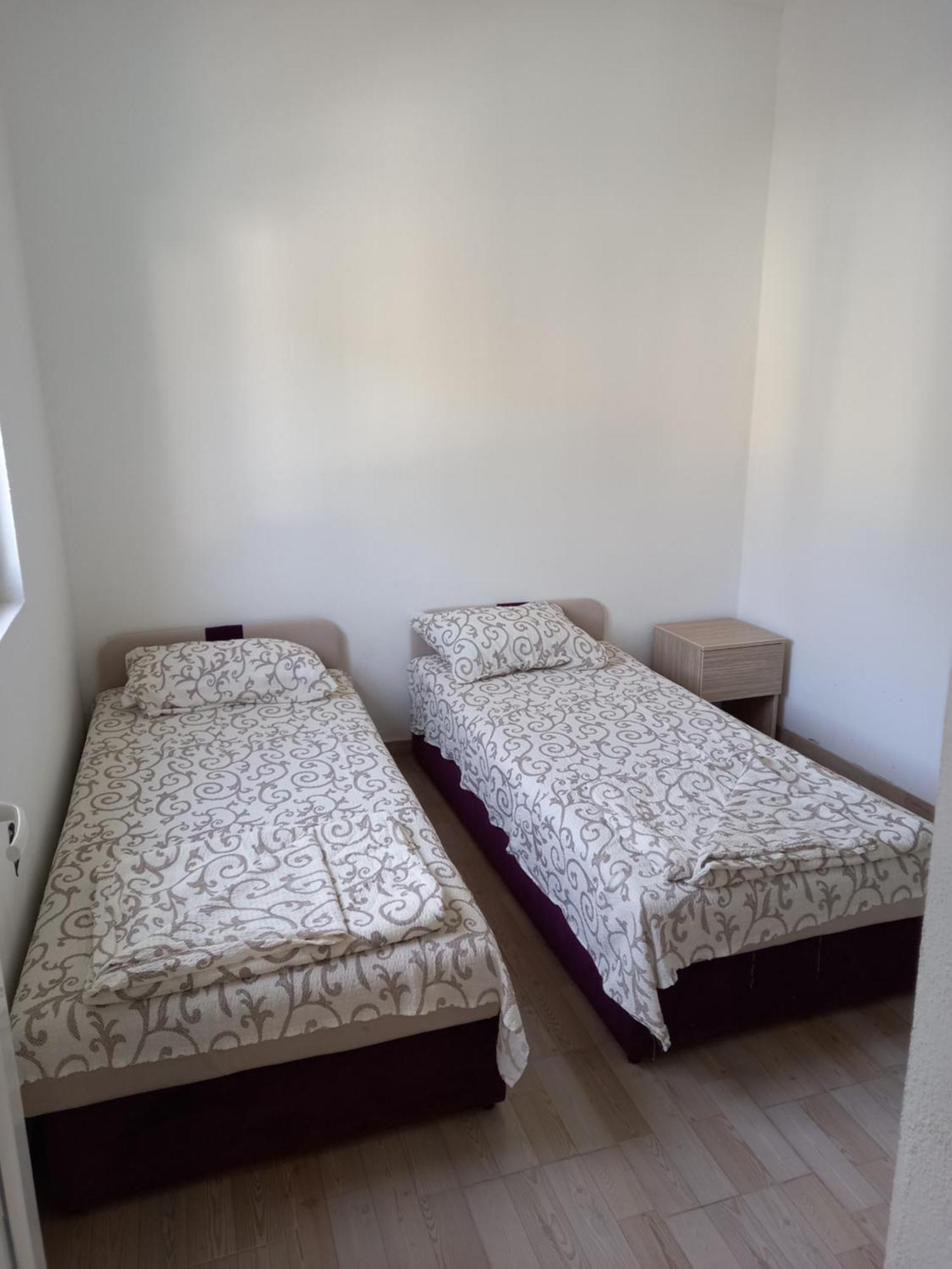 Md Apartmani Čanj Quarto foto